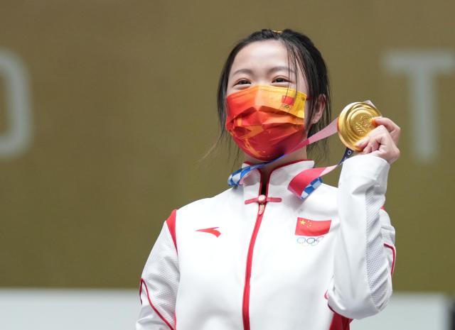 1627134636941064296.jpg 乐鱼体育app-24日综述:中国军团豪取3金 00后小将杨倩射落首金