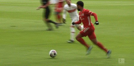 1616282872533052944.gif leyu-【早报】主场连戴帽+德甲射手榜第二!莱万再冲金球!